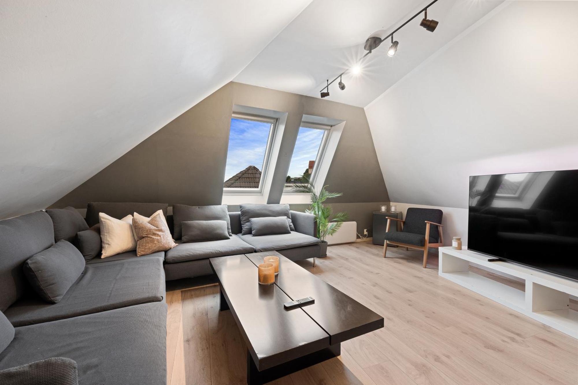 100Sqm 5Br Behind Bryggen - King Beds - Family Friendly Apartment เบอร์เกน ภายนอก รูปภาพ