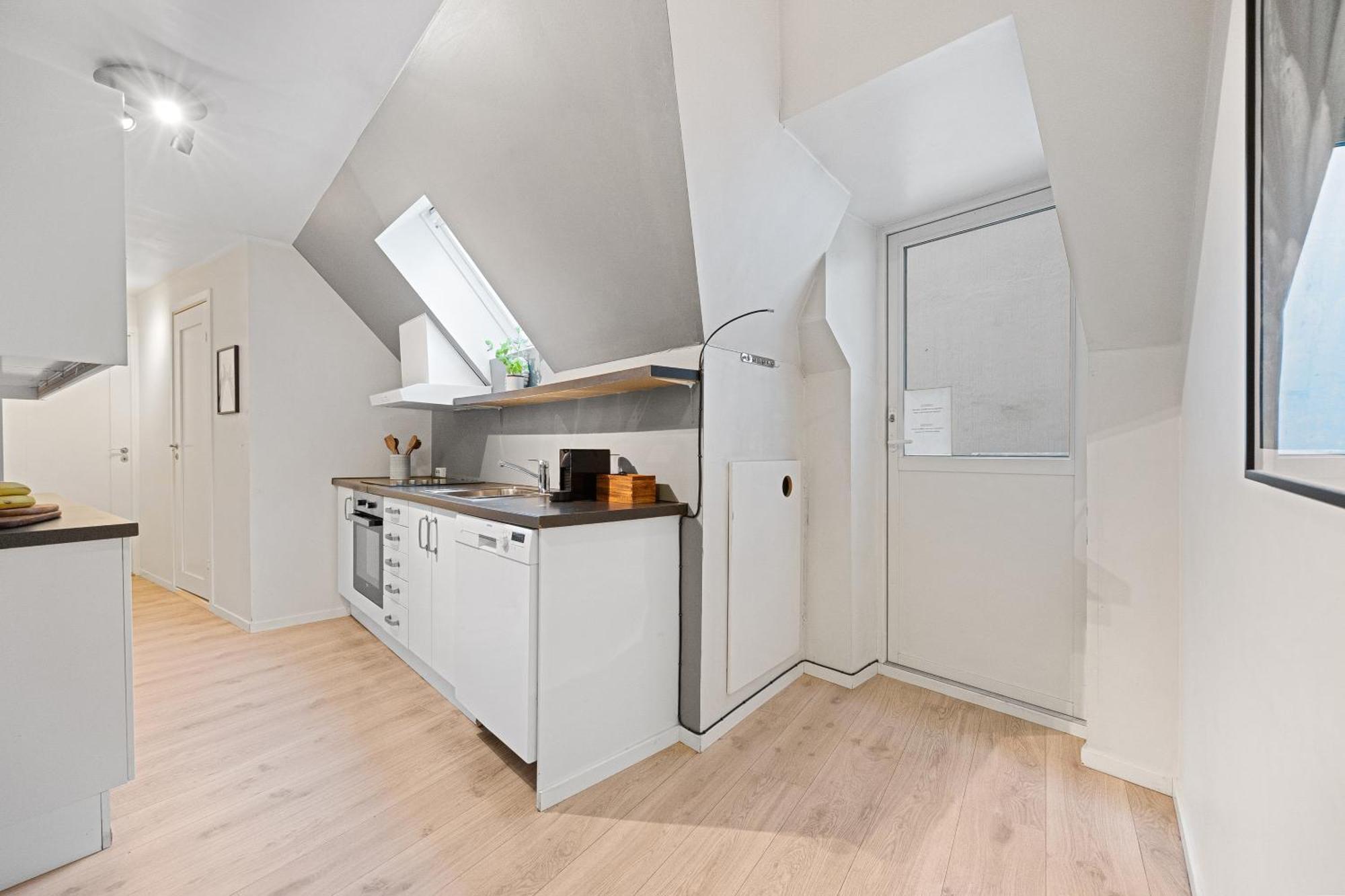 100Sqm 5Br Behind Bryggen - King Beds - Family Friendly Apartment เบอร์เกน ภายนอก รูปภาพ